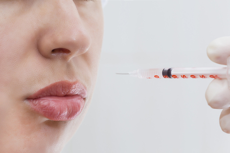 Psychische Gesundheit und Schönheitsoperationen: Wann wird der Wunsch zur Gefahr?