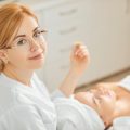 Moderne Behandlungsmethoden gegen Pigmentflecken: Von Hautarzt-Therapien bis zu medizinischer Kosmetik
