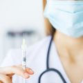 Vorbereitung auf eine Lidstraffung: Tipps für Patienten in Deutschland