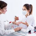 Risiken, Nebenwirkungen und Sicherheit der Kryolipolyse in Deutschland