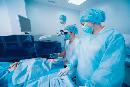 Psychologische Aspekte einer Facelift-Operation: Erwartungen und Realität in deutschen Gesellschaft