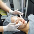 Botox in Deutschland: Geschichte, Entwicklung und gesellschaftliche Akzeptanz