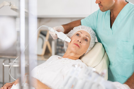 Fettabsaugung (Liposuktion) in Deutschland: Ein umfassender Leitfaden für Patienten