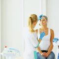 Die Geschichte und Entwicklung des chemischen Peelings: Von der Antike bis zur modernen ästhetischen Medizin
