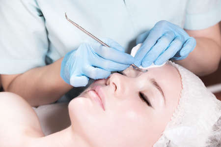 Erfahrungsberichte: Deutsche Patientinnen und Patienten berichten von ihrem Facelift