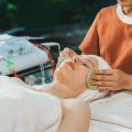 Trends und Innovationen beim chemischen Peeling: Von klassischen Verfahren zu modernen Lösungen