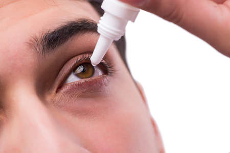 Langfristige Ergebnisse und bevorstehende technische Entwicklungen in der Blepharoplastik