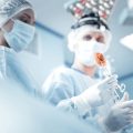 Gesetzliche Regelungen und Qualitätsstandards für Haartransplantationen in Deutschland